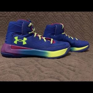 Under Armour Steph Curry 30 Size 5 1/2